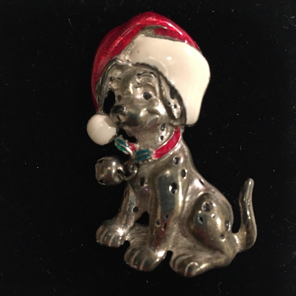 Disney 101 Dalmatians Holiday Pin